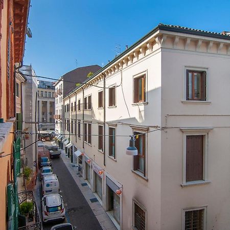Il Cuscino Di Giulietta - 2 Min From Arena Apartment Verona Exterior foto